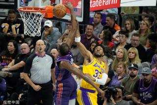 令队友们在 令队友们在