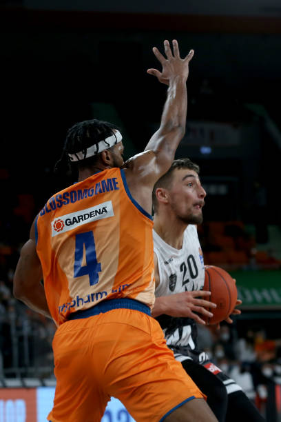 这不仅是两 这不仅是两