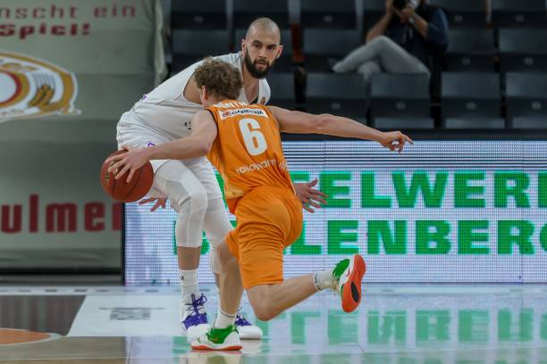 度与持球推 度与持球推