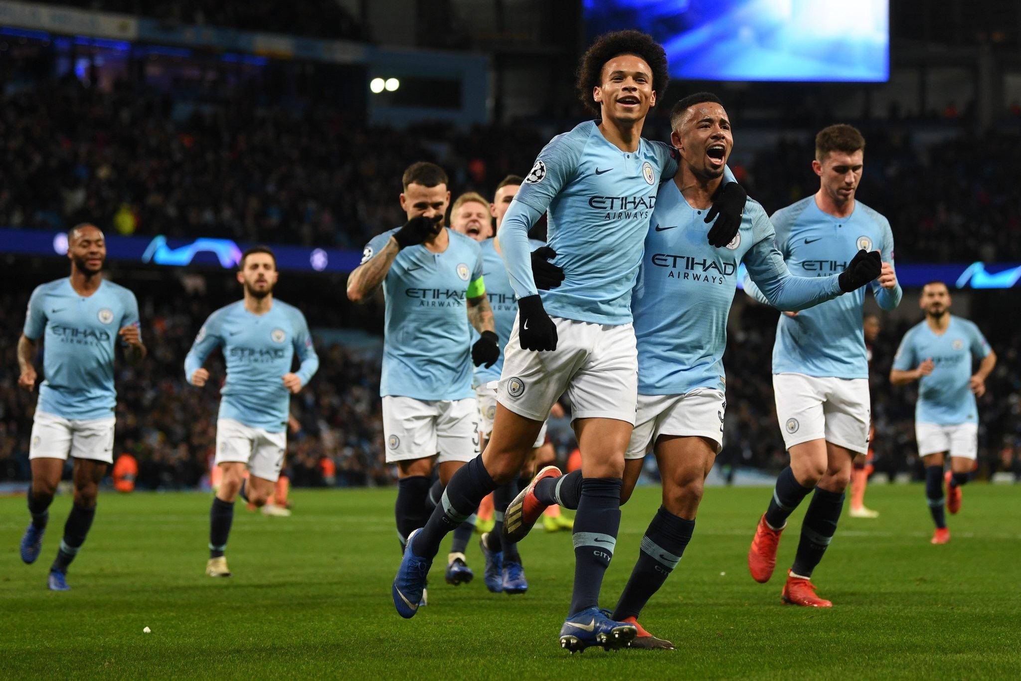 力与无与伦 力与无与伦